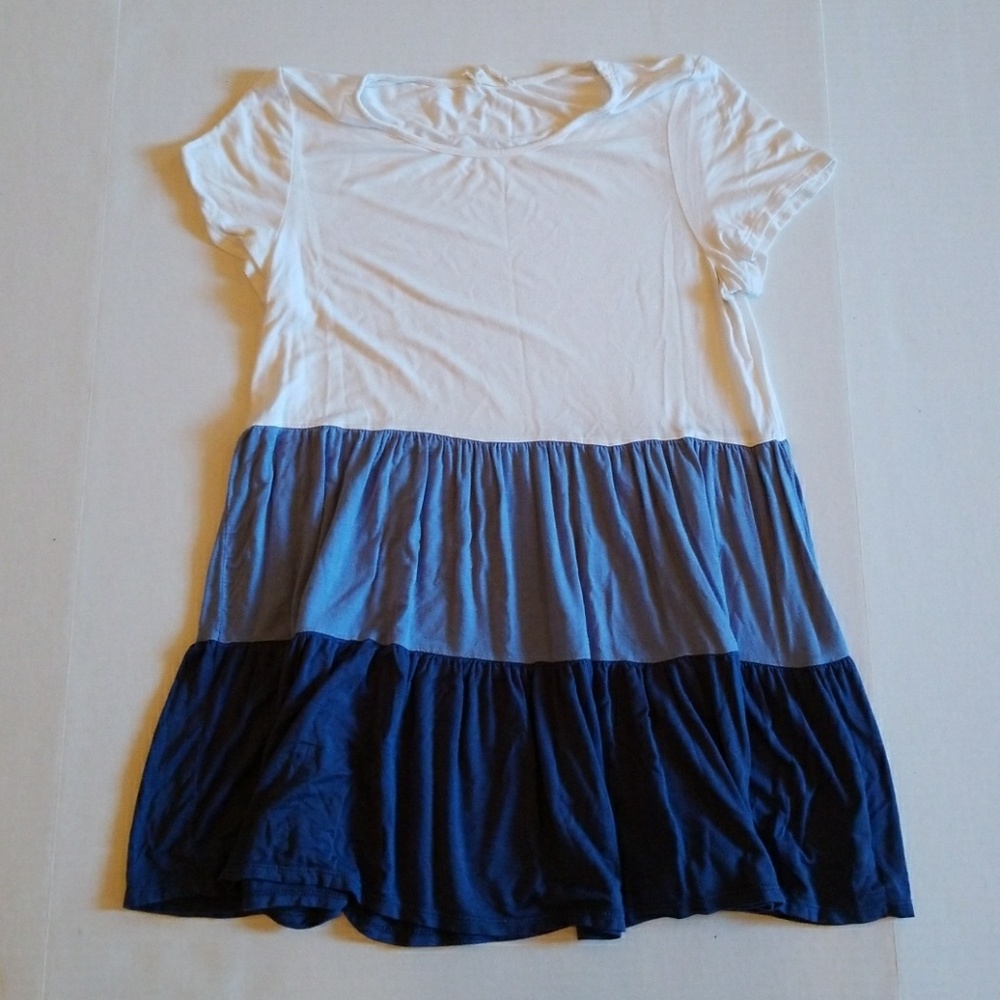 White and blue ruffle tier top